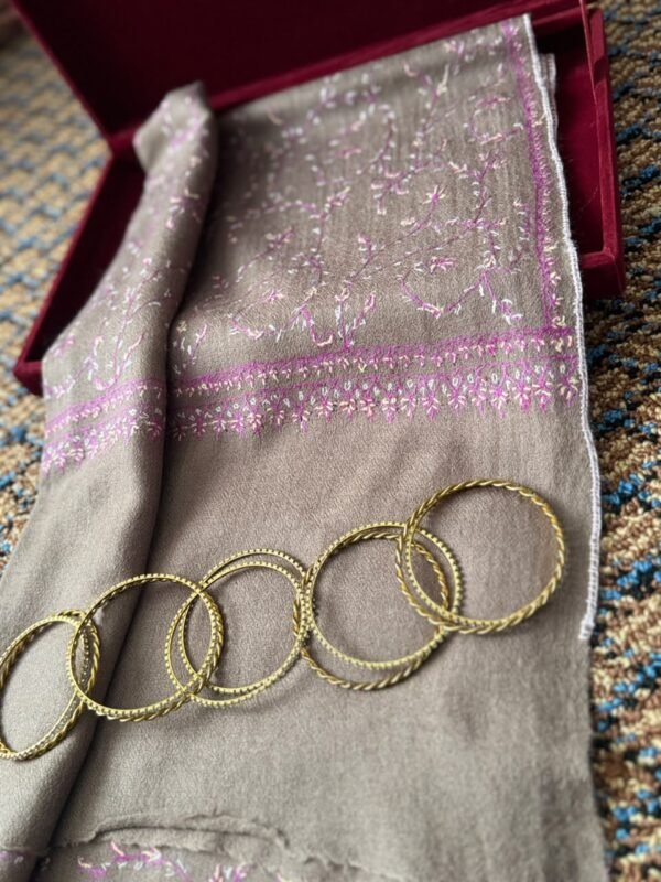 Jaldar Sozni Cashmere Stole — Mocha Brown with Soft pink