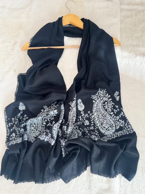 Paldar Sozni Cashmere Stole — Deep black with silver Grey