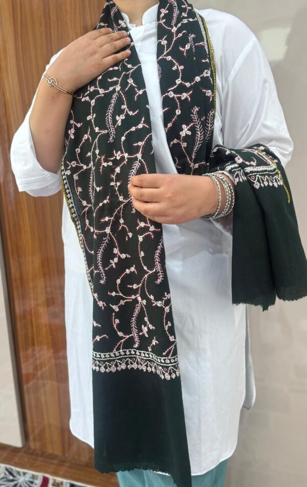 Jaldar Sozni Cashmere Stole — Dark black  with light Pink